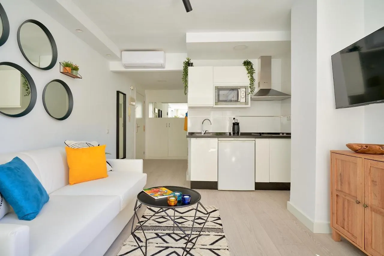 Suite Roca Chica Torremolinos Apartment